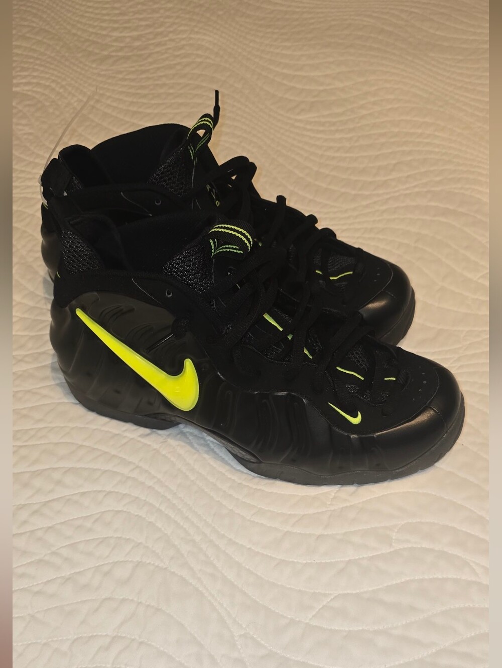 Nike Kids' Black/Neon Yellow Foamposite Basketball Shoes